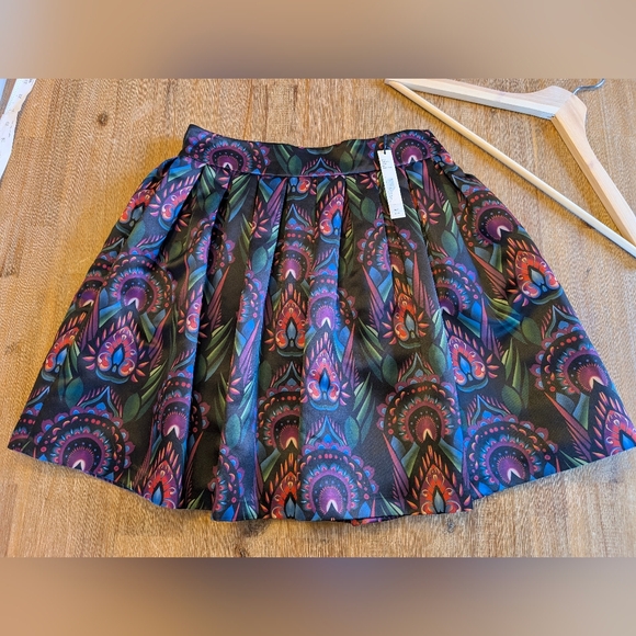Alice + Olivia Stora Pleated Pouf Skirt | Ombre Deco Print | Size 2 NWT - Picture 2 of 13